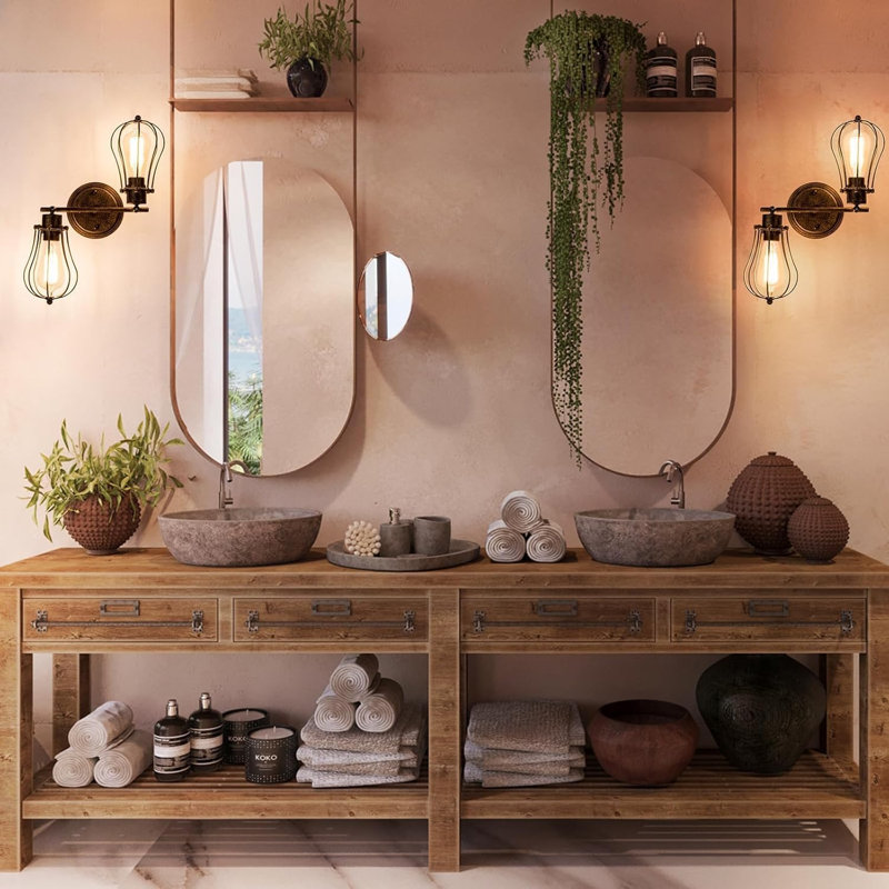 Armed Sconce, Brushed Copper