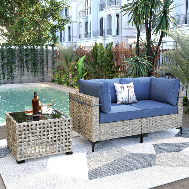 Ensemble de conversation en osier / rotin pour 2 personnes avec table basse et coussins Emroy, Bleu denim