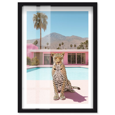 «Coral Pool Watcher Shadowbox Print» par Notoriart
