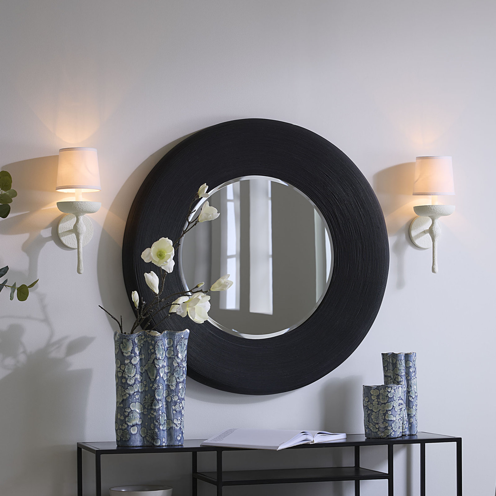 1 - Light Grey Plaster, White Plaster