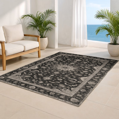 Tapis noir intérieur et extérieur Tabriz