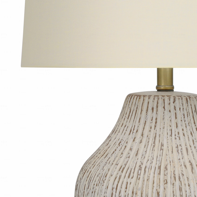 Lampe de table - H 26 po, en céramique, ivoire et abat-jour crème