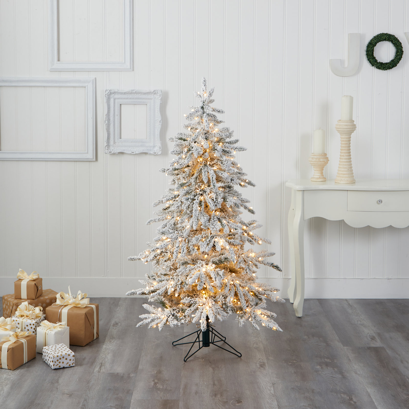 Lighted Artificial Christmas Tree, 5' H