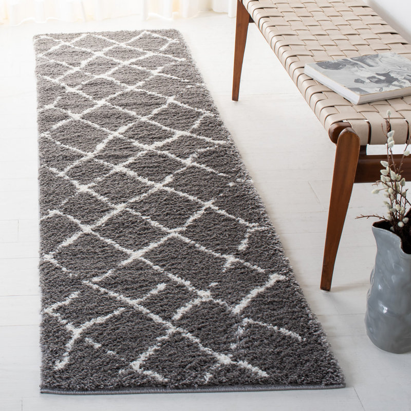 Tapis gris clair / crème Zettie, Tapis de couloir 2 pi 3 po x 8 pi