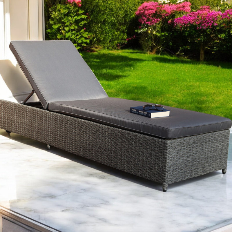 Paris Sunlounger