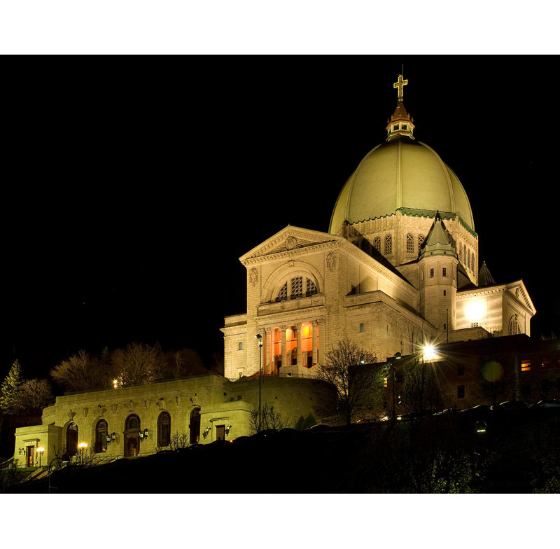 Oratoire Saint-Joseph du Mont-Royal, H 14 po x l 18 po