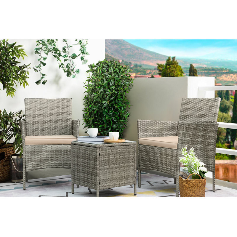 Ensemble de conversation en rotin avec coussins 3 pièces Driskell