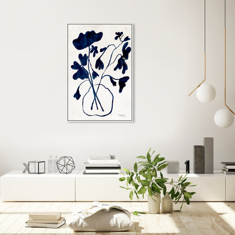 Anemone Vase II - peinture sur toile, Impression encadrée, H 37 po x l 25 po, Blanc