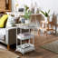 Chariot utilitaire roulant à 3 niveaux avec tiroir et plateau de table en bois, table d'appoint et table de chevet mobile, chariot de rangement mince pour la chambre et la maison