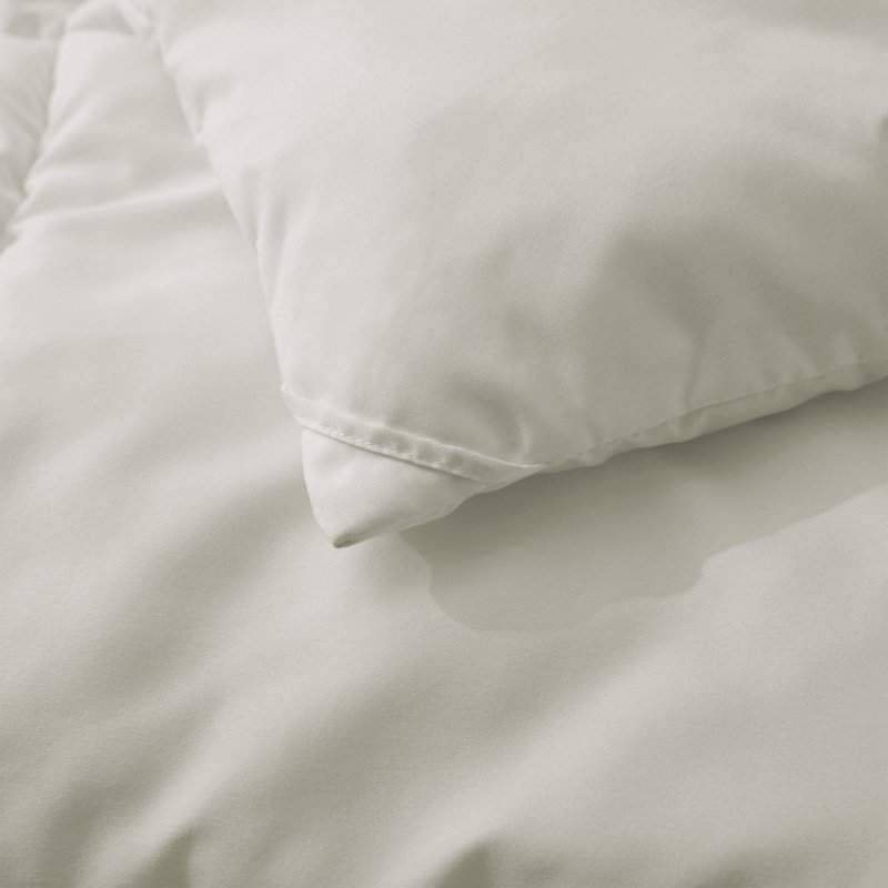 Cream King Down Alternative Microfiber Comforter