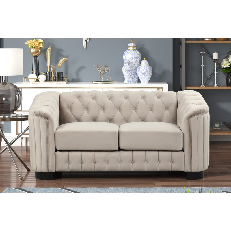 Causeuse Chesterfield à accoudoirs roulés en velours de 65 po Jeidy