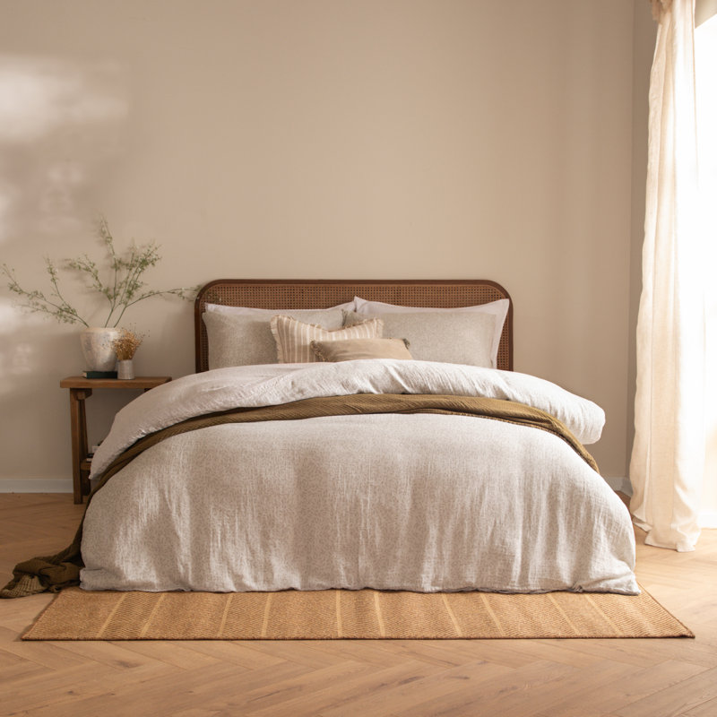 Perrie Leaf Cotton Floral Duvet Cover Set with Pillowcases, Beige, Kingsize Duvet Cover Set + 2 King Pillowcases