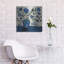 "Vase de fleurs bleues" par Holly Wojhan-1660363794