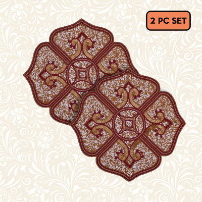 Ensemble de napperons perlés à la main avec motif floral