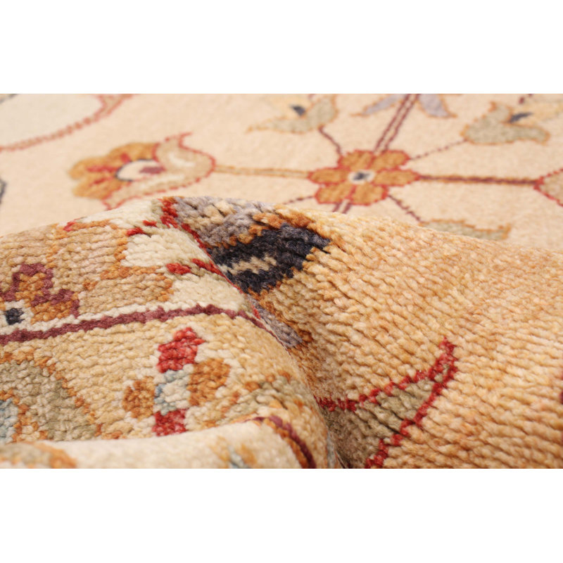 Tapis unique ivoire 8 pi 9 po x 11 pi 9 po