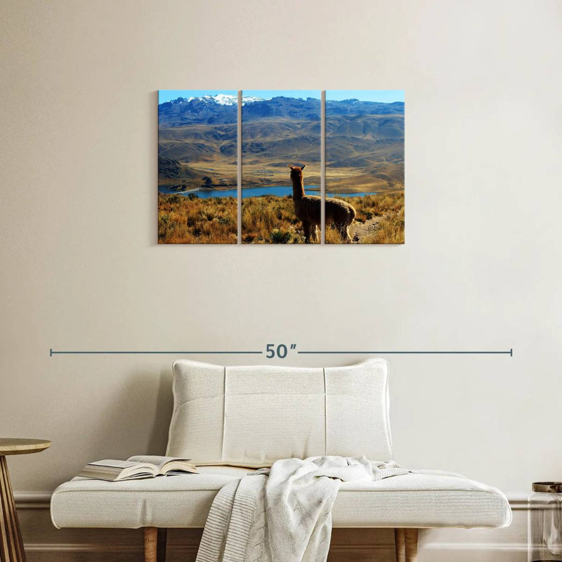 Brampt Lakeside Alpaca, 20" H x 33" W