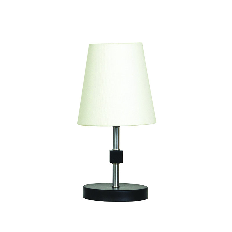 Teauna Metal Table Lamp