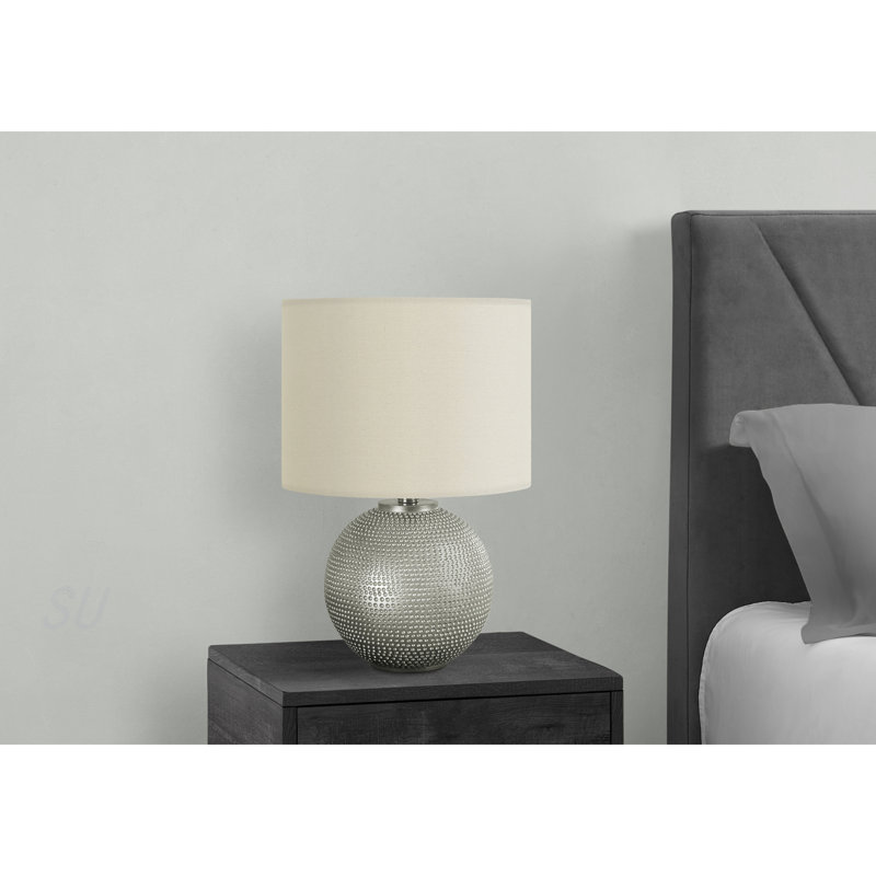 Lighting, H 19 po, lampe de table, résine grise, abat-jour ivoire / crème, moderne
