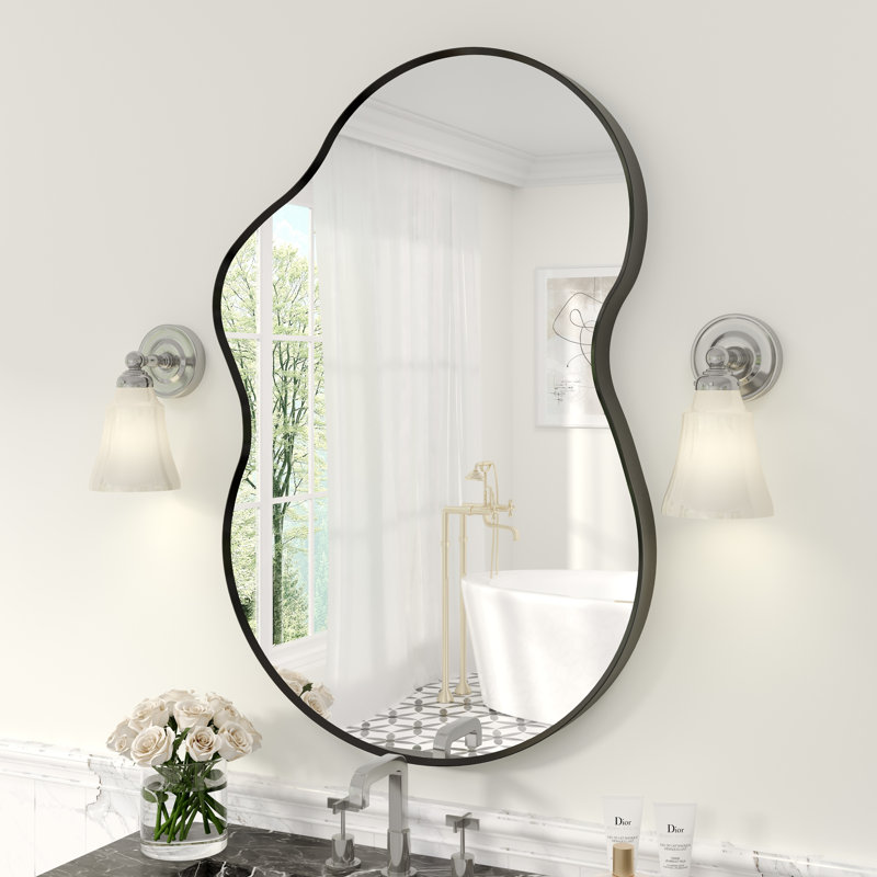 Miroir de salle de bain asymétrique en verre trempé et métal, 36 po x 24 po