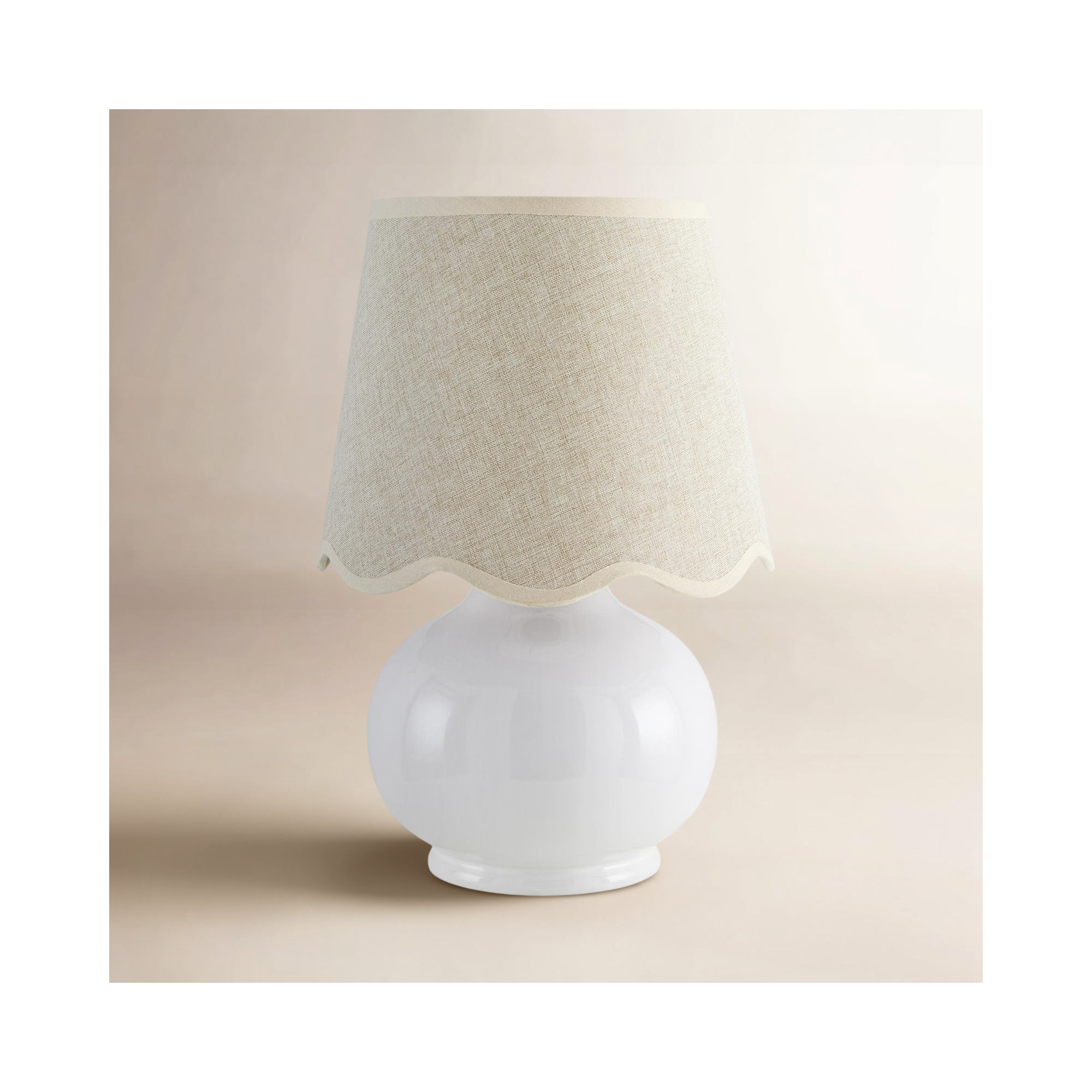Momsen Colored Scallop Shade Lamp, White, Beige