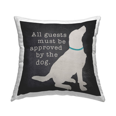 Conception de coussin décoratif à motif de silhouette de chien rustique «All invités» approuvée par Gigi Louise