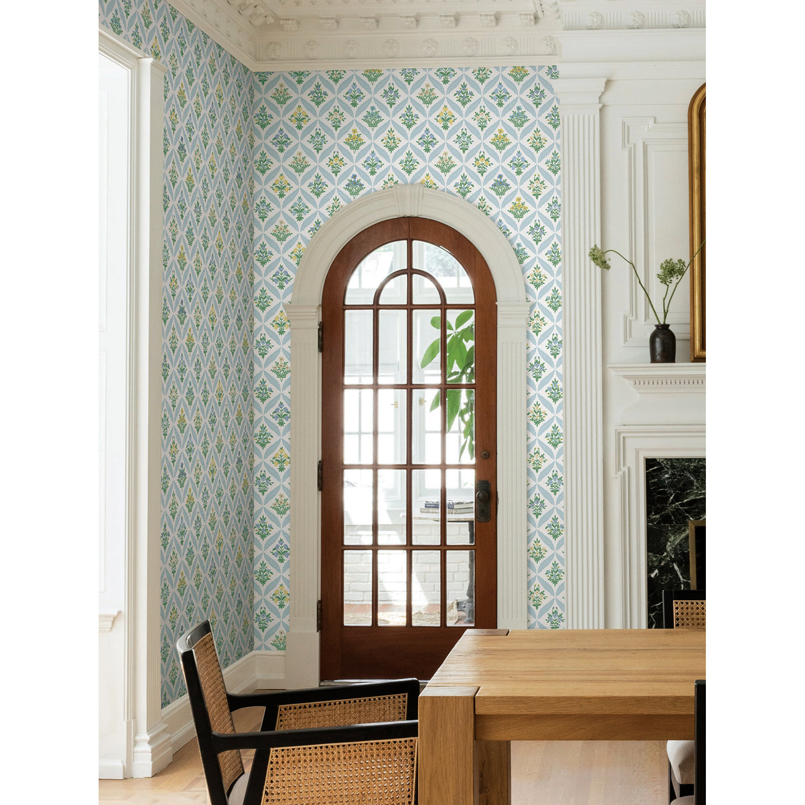 Estee Garden Wallpaper, Blue