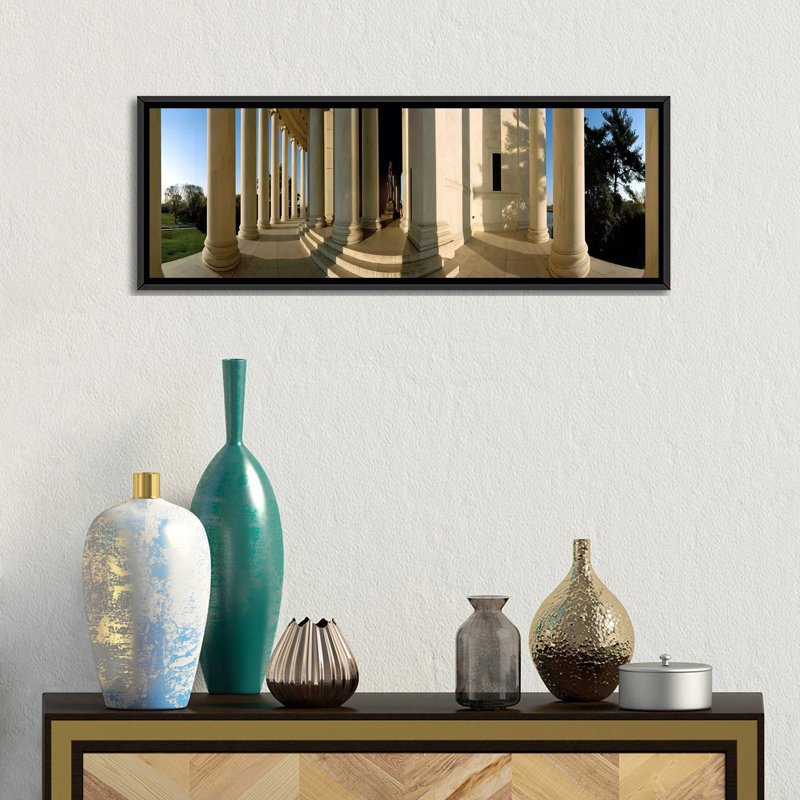 « columns of a car, jeffersone, washington, d. c », reproduction de photo sur toile, Cadre noir, H 12 po x l 36 po x P 1,5 po