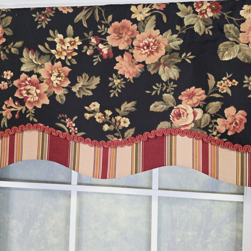 Lancaster Glory Valance