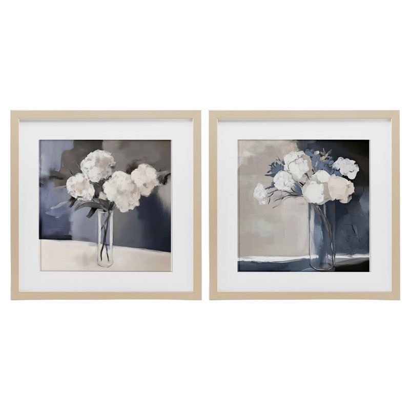 «Gentle Hydrangea Petals», ensemble de 2 impressions encadrées sous verre, design par Mona Grace, Cadre de récolte en pin