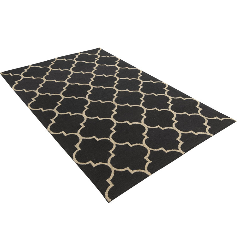 Tapis noir 5 x 8 Pineland