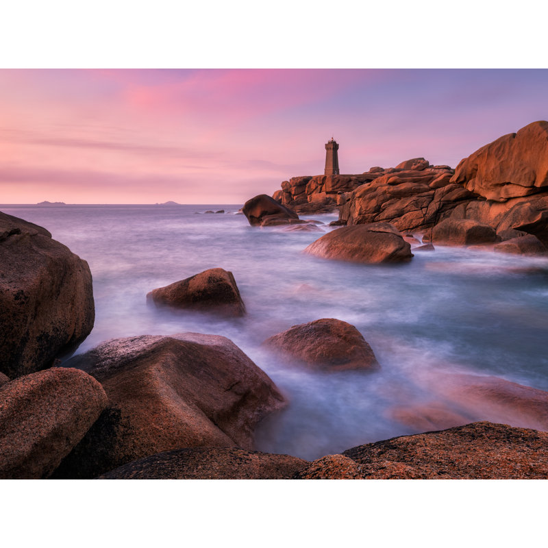Phare de méchant ruz par Michael Breitung - photographie, Papier avec cadre noir, H 25,5 po x l 31,5 po