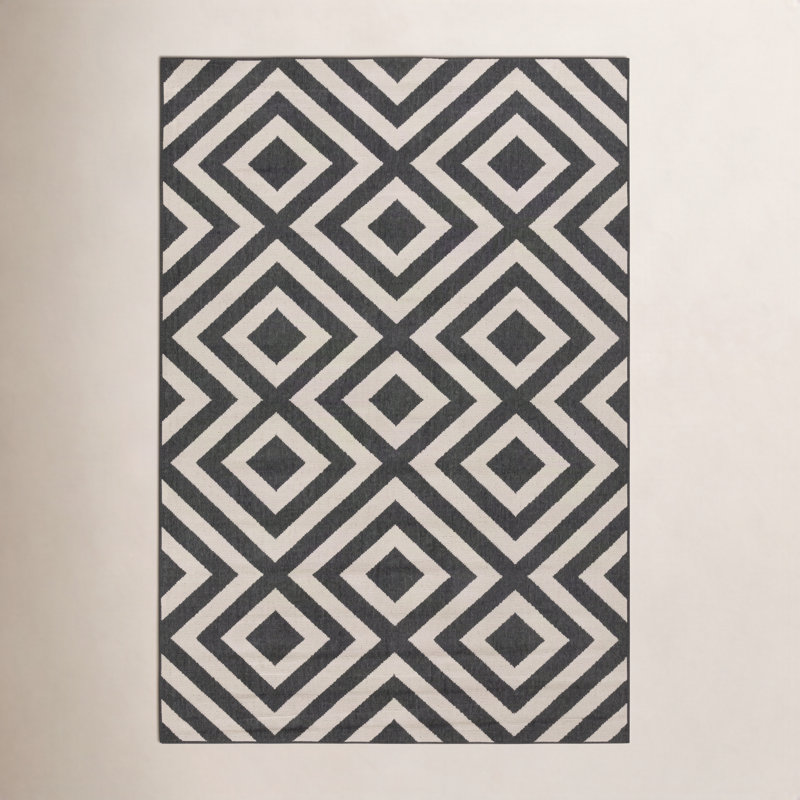 Awena Indoor/Outdoor Geometric Area Rug, Rectangle 2'3" x 4'6"