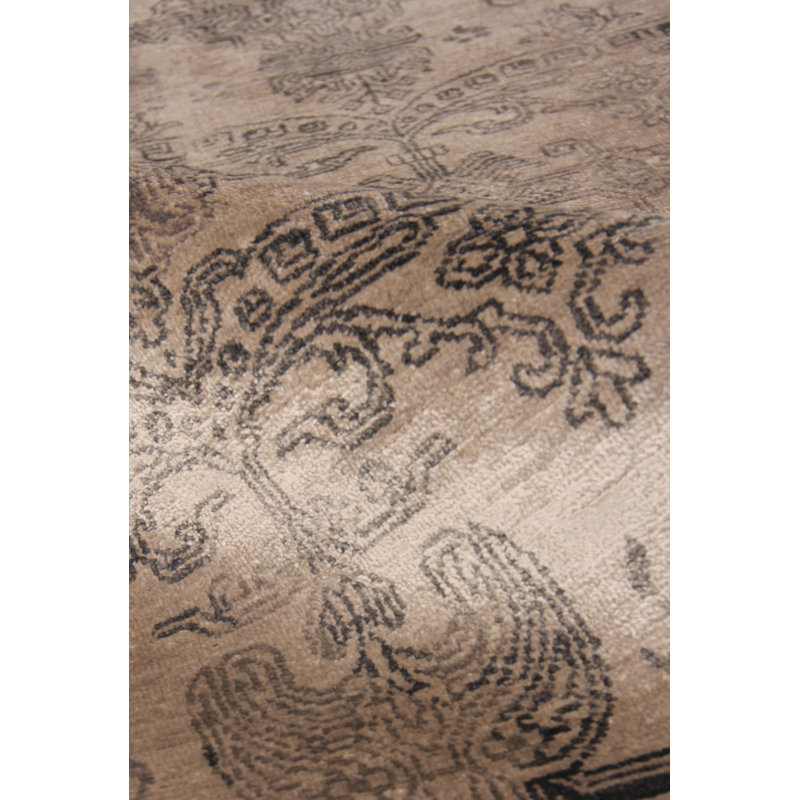 Lisbon Oriental Area Rug in Ivory, Rectangle 9' x 12'