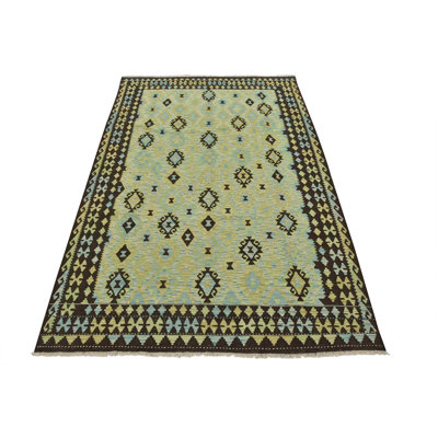 Tapis unique 6 pi 9 po x 9 pi 8 po Gwendolynne