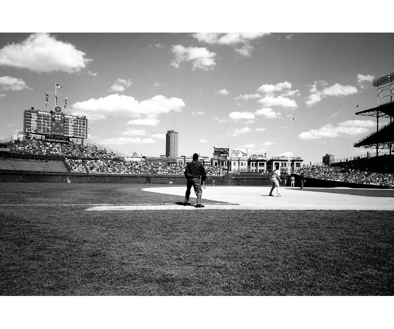 «Highsmith, Carol», art sur toile tendue: Ballgame at historique Wrigley Field, Chicago, Illinois, H 13 po x l 18 po