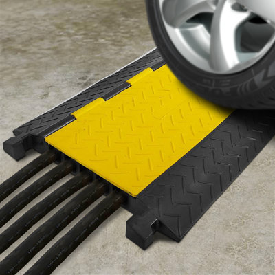 Rampe de protection de câble