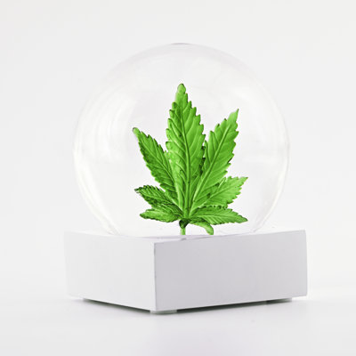CSG Green Leaf Snow Globe