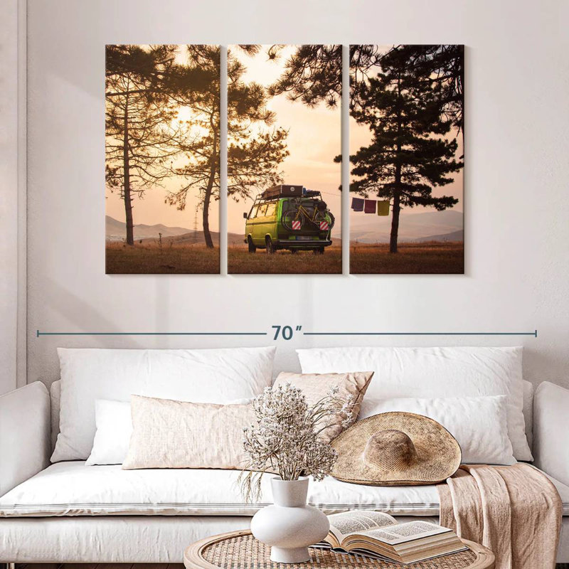 Mehar Camper, 32" H x 50" W