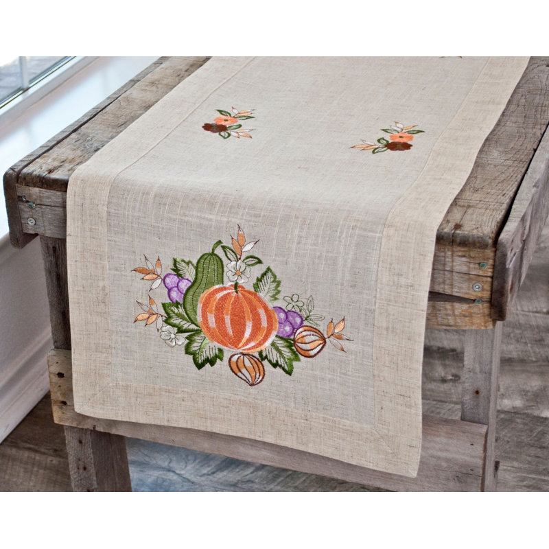 Chemin de table Jacqueline, 51 po x 15 po