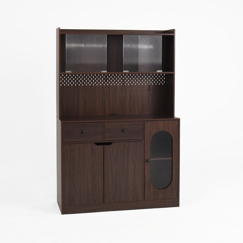 Armoire de cuisine polyvalente avec un design élégant et beaucoup de rangement