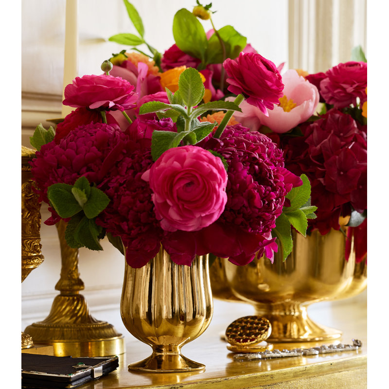 Pauline Small Vase, Gold, 6.3" H x 4.4" W x 4.4" D