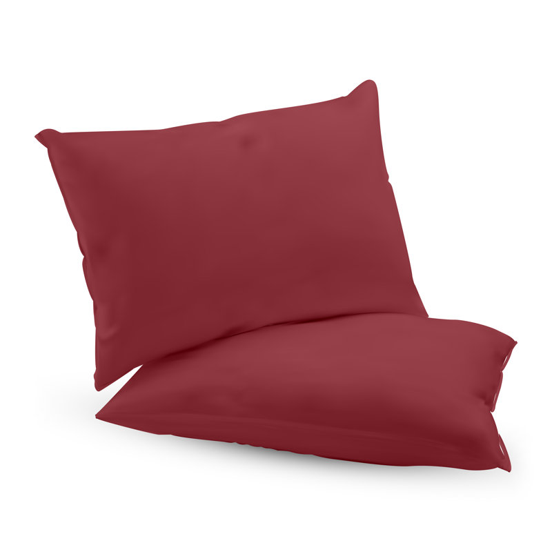 2 Piece Microfiber / Polyester Guest Room Pillowcase Case Pack, Queen, Red