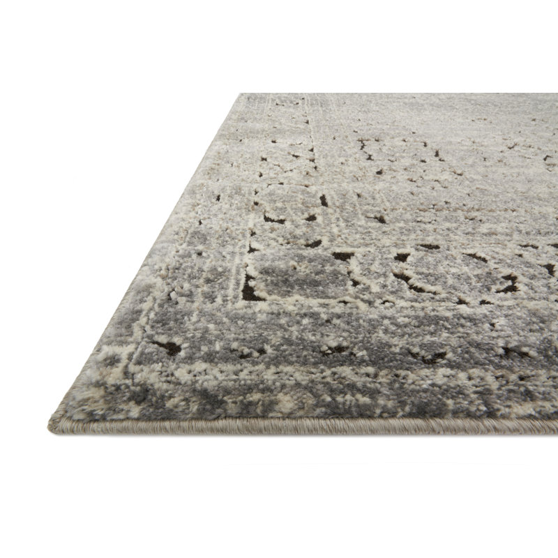 Mahfuze Oriental Indoor Rug, Rectangle 2'7" x 4'