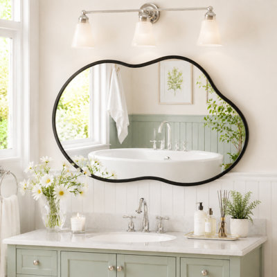 Miroir de salle de bain asymétrique