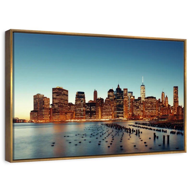 Horizon de New York la nuit, 46 po x 31 po, Cadre flottant doré