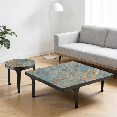 Ensemble de petites tables basses pour petits appartements