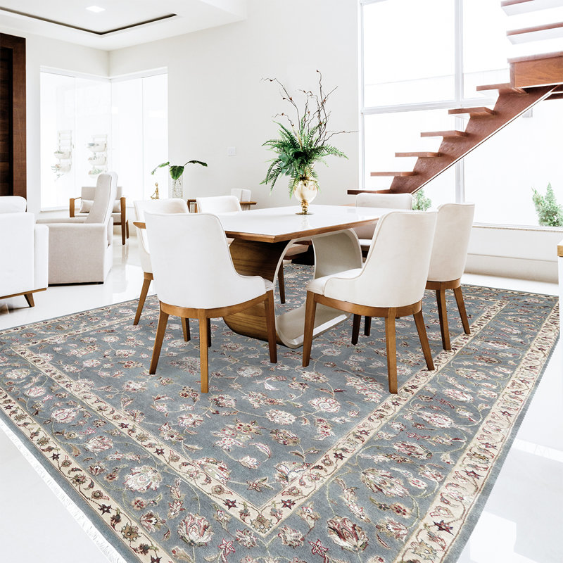 Hand-Knotted High-Quality Gray Area Rug