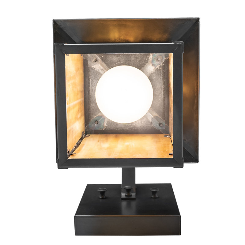 1 - Light Armed Sconce