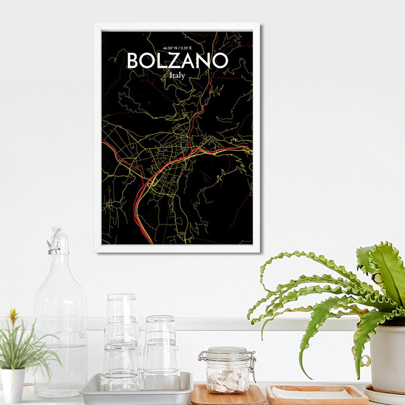 «Bolzano City Map», impression, Noir / rouge / jaune, H 27,6 po x l 19,7 po x P 0,05 po