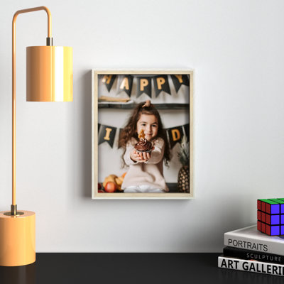 Nickolas Picture Frame